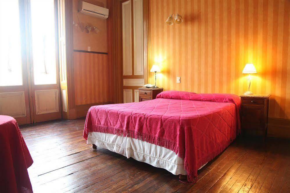 Hotel Reina Buenos Aires
